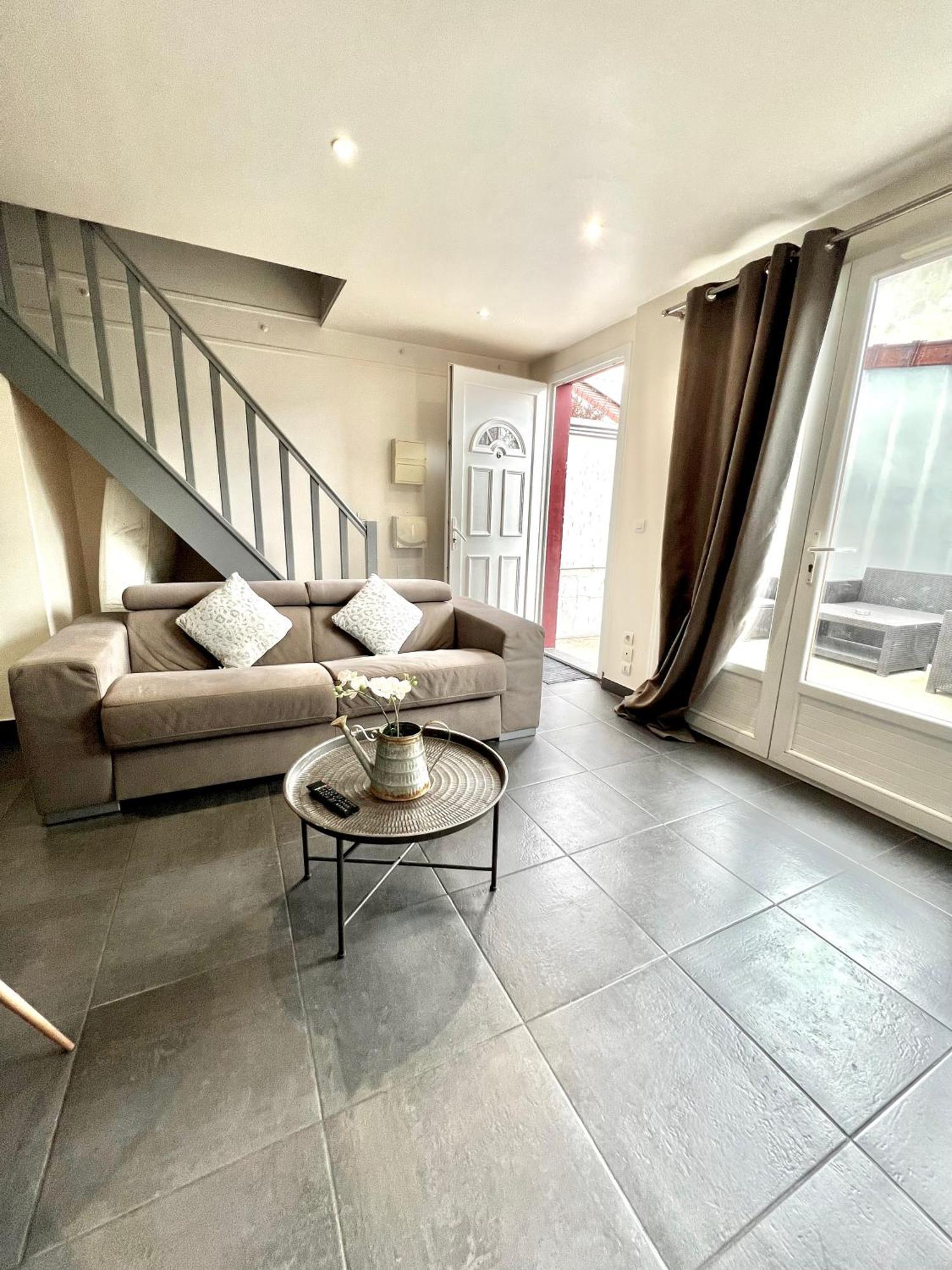 Fabulous Apartment Ac Lovely Terrace 10 Min Paris Vitry-sur-Seine Exterior foto
